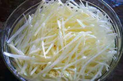 Make Spicy potatoes step 1