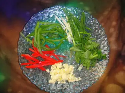 Make Spicy sauce with beef step 7