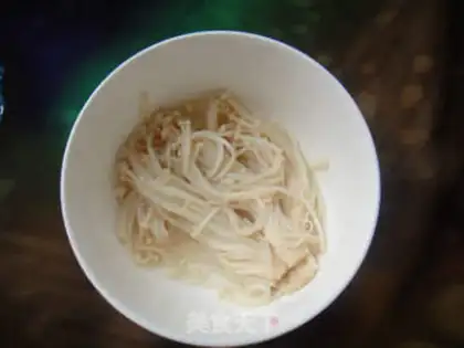 Make Spicy sauce with beef step 8