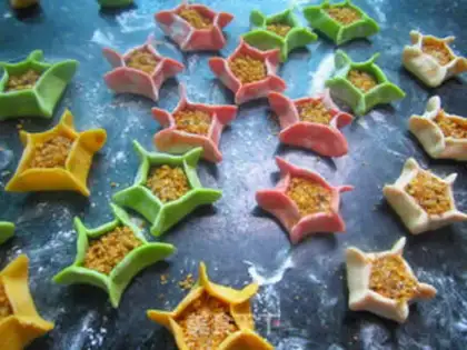 Make A colored pentagon dumpling step 6