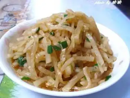 Make Hot cabbage and radish step 8