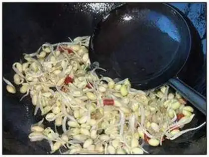 Make Shrimp hand noodles step 9
