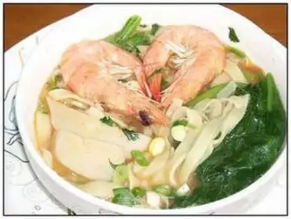 Make Shrimp hand noodles step 18