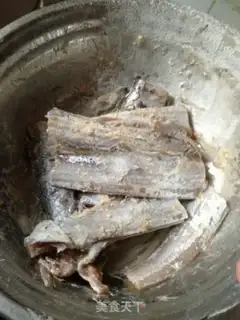 Make Dried fish step 0