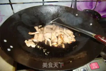 Make Garlic fried meat step 1