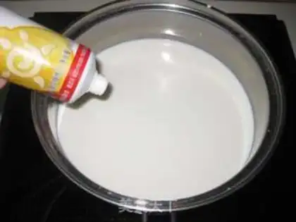 Make Peach omelet step 2