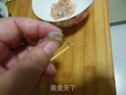 Make Shrimp intestine powder step 2