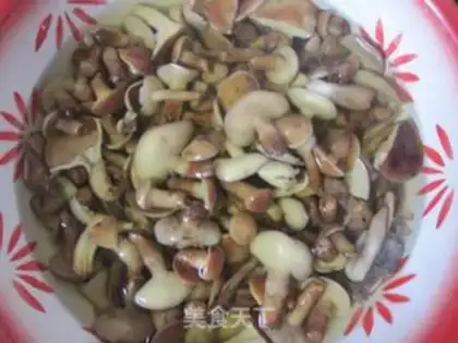Make Scrambles and sticky mushrooms step 2