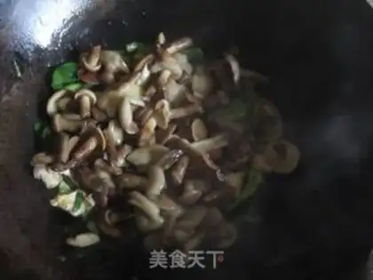 Make Scrambles and sticky mushrooms step 6