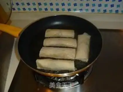 Make Shanghai Spring Roll step 17
