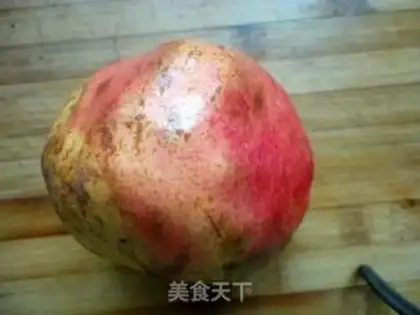 Make Fresh pomegranate juice step 0