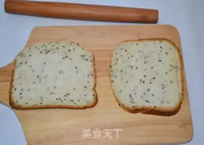 Make Plum toast breakfast step 1
