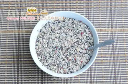 Make Peanut sesame sugar bag step 1