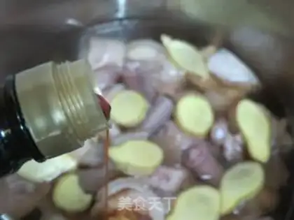 Make Pork tail stew step 3