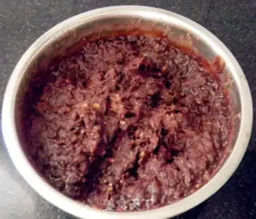 Make Homemade rose red beans step 3