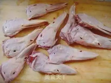 Make A halogenated duckhead step 1