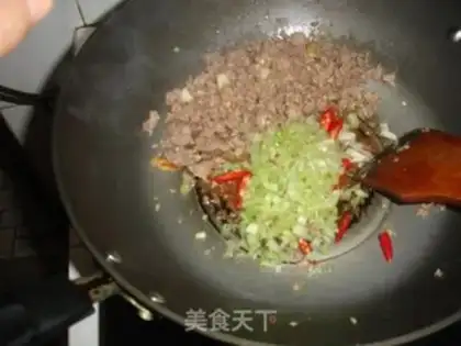 Make Spicy meat powder fans step 6