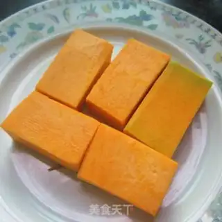 Make Fried pumpkin step 1