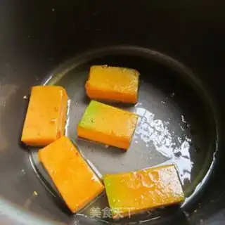 Make Fried pumpkin step 3