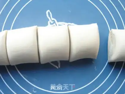 Make Onion flower step 6