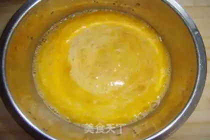 Make Onions of ham and egg pancakes step 1