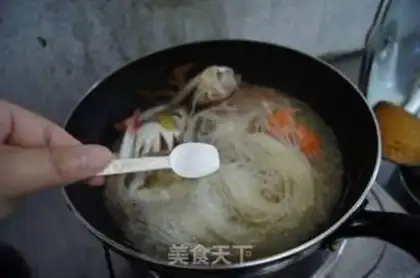 Make A fan crab step 9