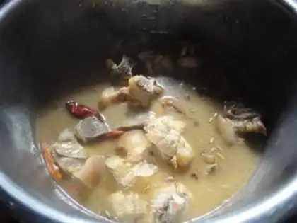 Make Soy sauce, pig hoof step 11