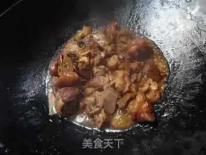 Make Soy sauce, pig hoof step 13