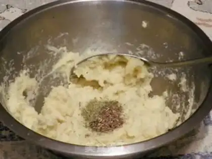 Make Potato ball step 1