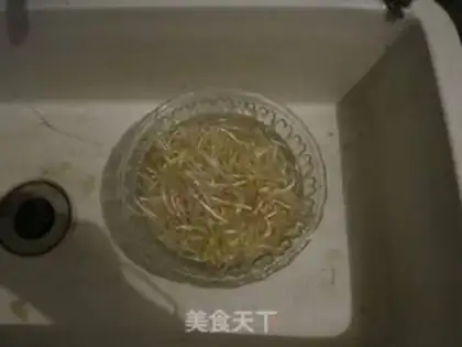 Make A duck and a fish pot step 4