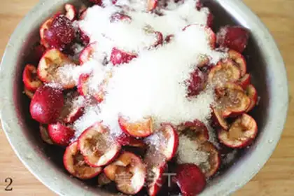 Make Home-made fruit-pies step 1