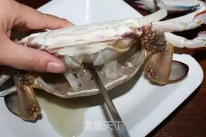 Make Curry crabs step 1
