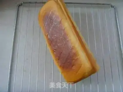 Make Double-colour tea toast step 13