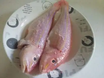 Make Red Shirt Fish step 1
