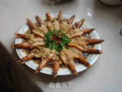 Make A garlic fan with a shrimp back step 8