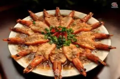 Make A garlic fan with a shrimp back step 10