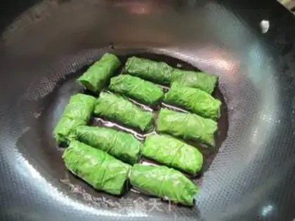 Make The cabbage pack step 7