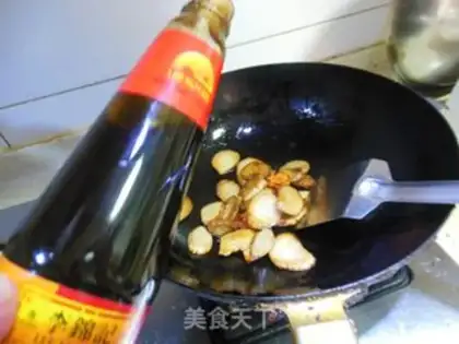 Make Scratch the potatoes step 0