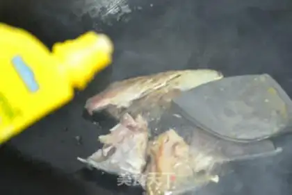 Make Fish head tofu soup step 4