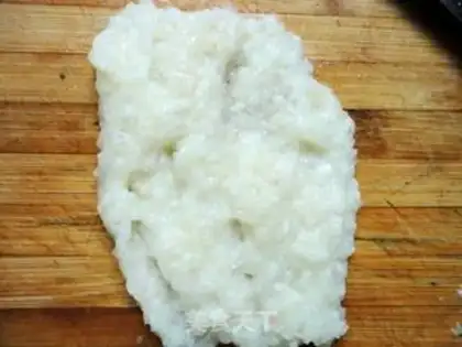 Make A golden roll of cuisine step 2