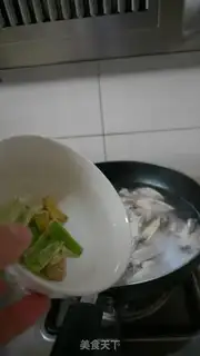 Make No oiled chicken wings step 6