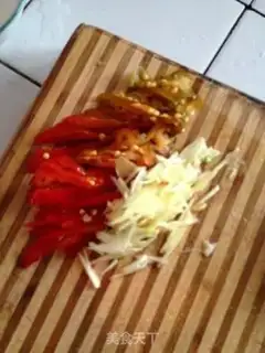 Make Spicy potatoes step 1
