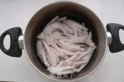 Make Favorite chicken claws step 2
