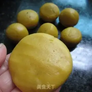 Make Sausage buns step 4