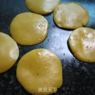 Make Sausage buns step 5