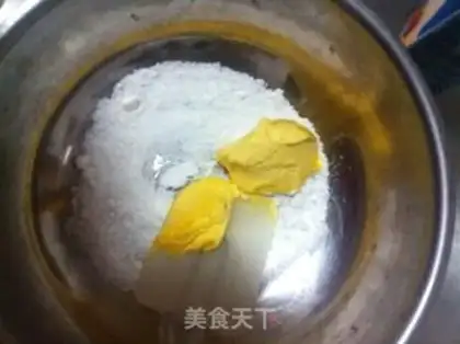Make Coconut ball step 1