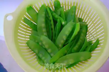 Make Garlic Dutch beans step 5
