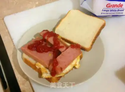 Make Lunch meat sandwich step 5