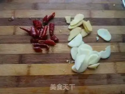 Make Garlic fried chicken step 1