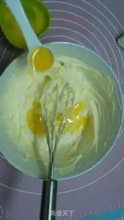Make Baby-face cookies step 4